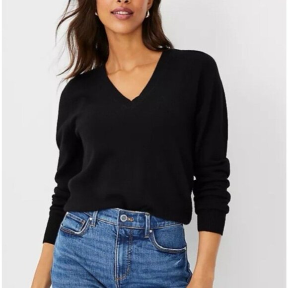 Ann Taylor Cashmere Sweater Petite P XS Extra Small Black Long Sleeve NEW $169 - Picture 1 of 12